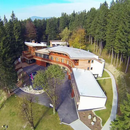 Horsky Celadenka / Mountain Hotel